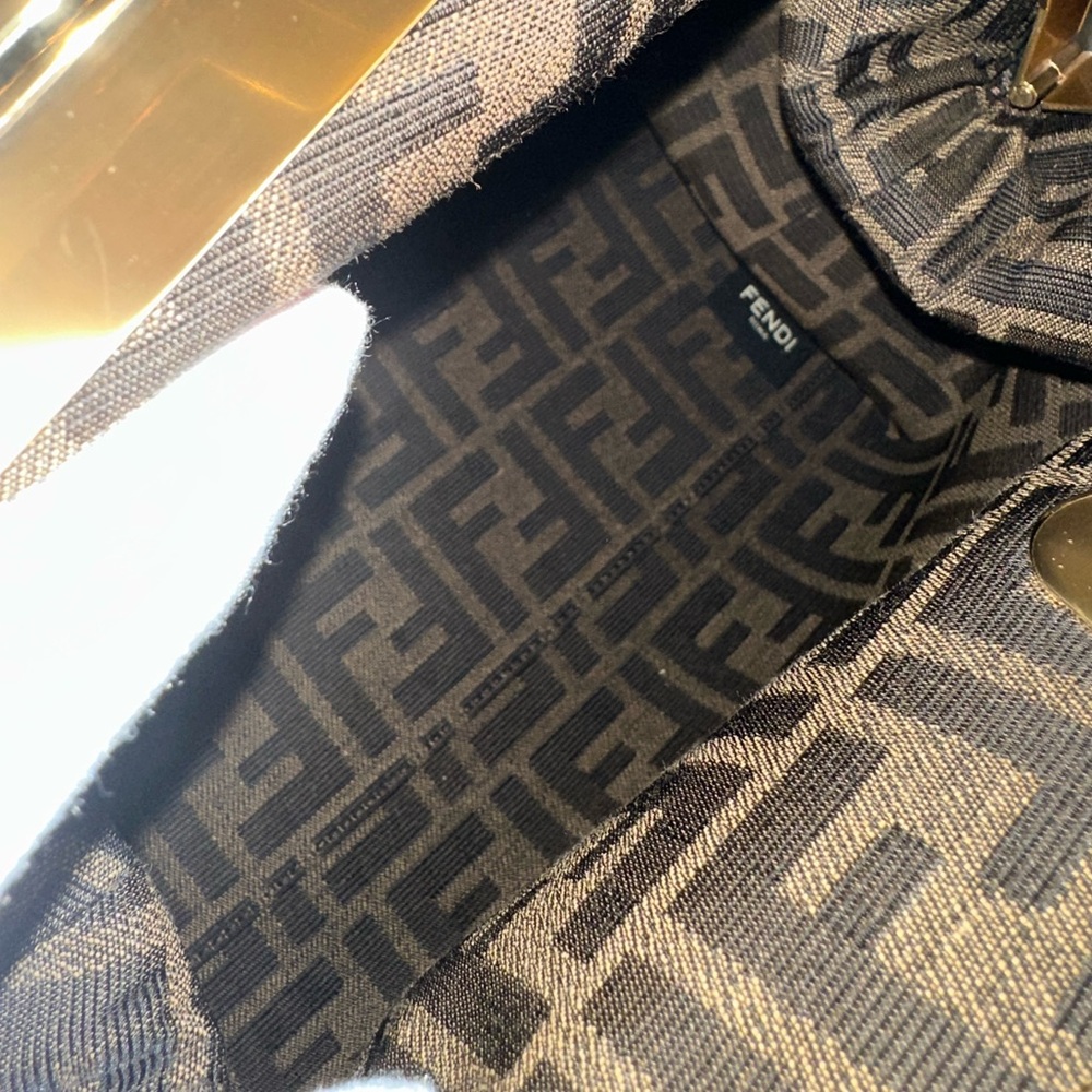 New FENDI First Nappa Medium Shoulder Bag - Picture 8 of 9